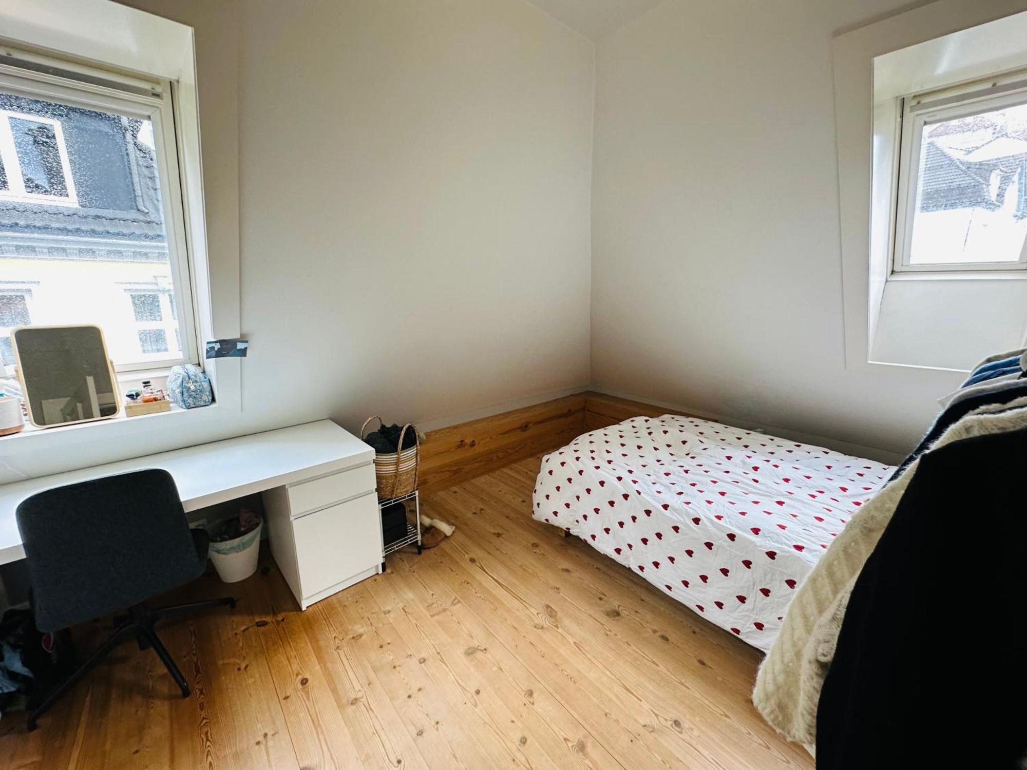 Sjarmerende Bolig Like Ved Togstasjonen Bergen Exterior foto