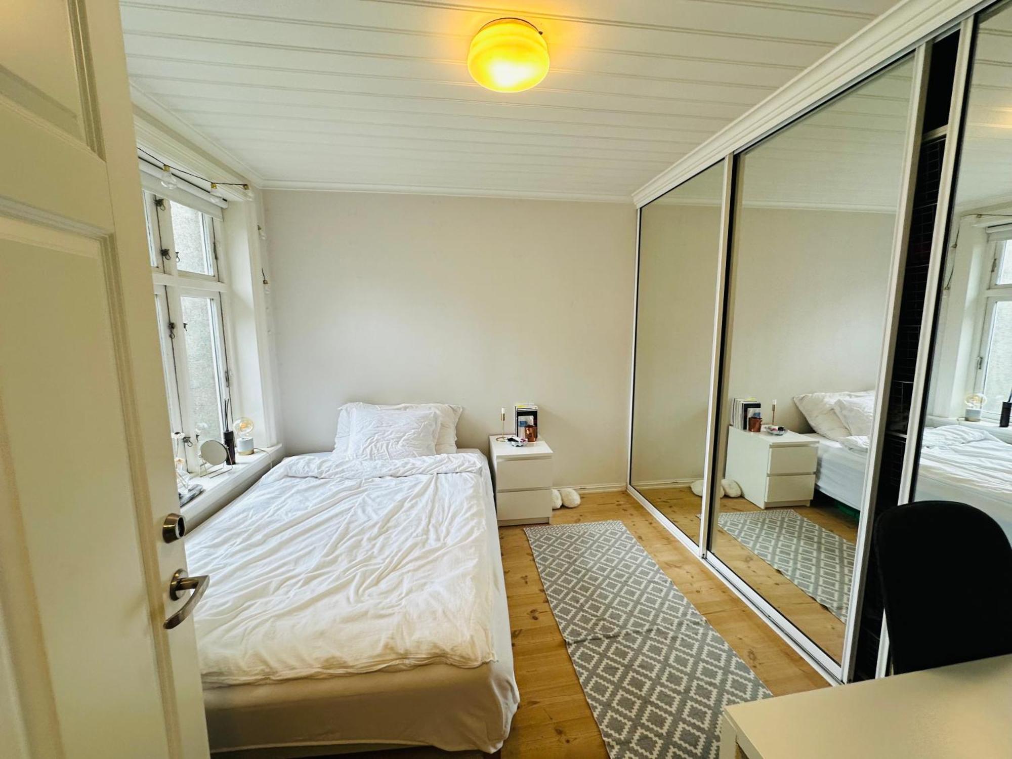 Sjarmerende Bolig Like Ved Togstasjonen Bergen Exterior foto